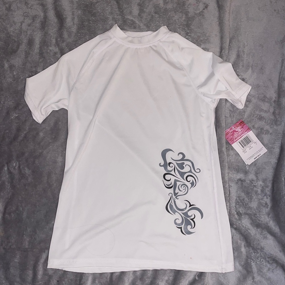 Kanu Rash-guard Color:White Size: Small